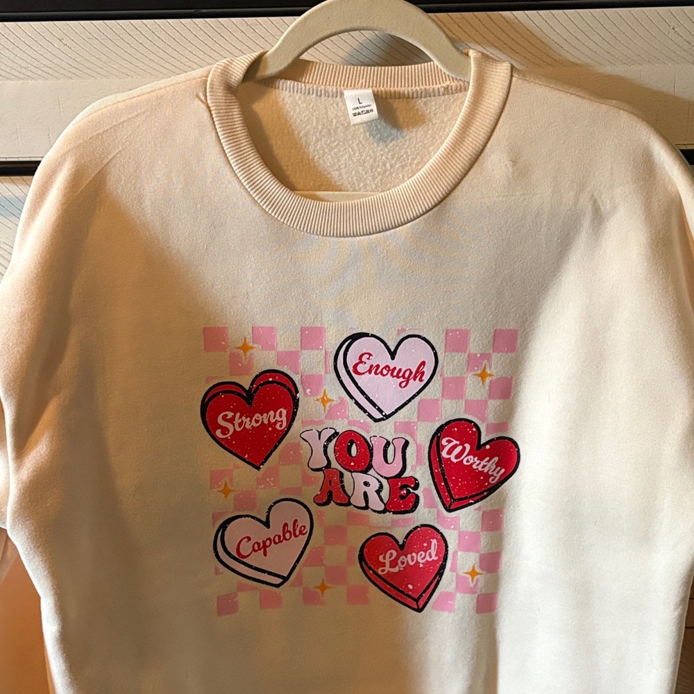 EUC Valentines themed crewneck sweater
